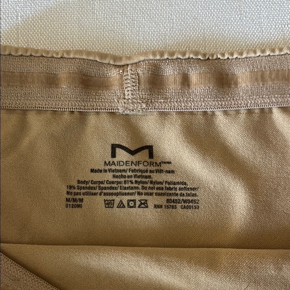 Maidenform tummy support shapewear - Picture 2 of 3